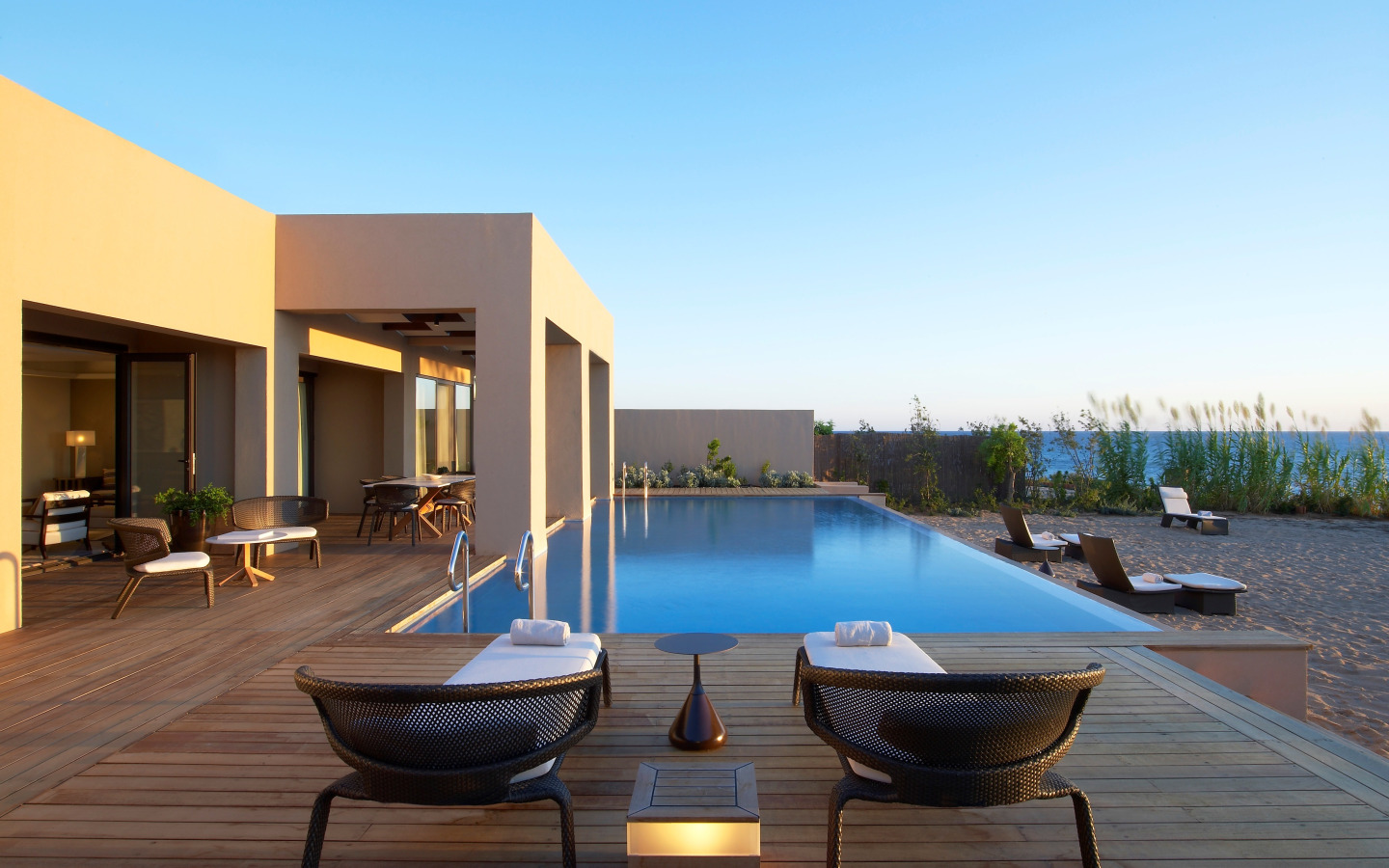 Nuestra Identidad | Más que una inmobiliaria. Una visión estratégica para vivir e invertir en Costa Blanca.