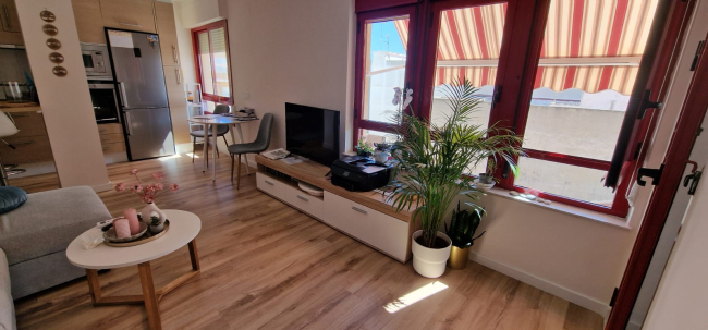 Apartamento Reformado en el Corazón de Guardamar del Segura Elegancia mediterránea, confort moderno y valor inmobiliario sólido | 225.000 €