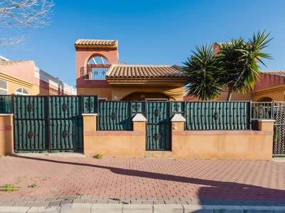 Chalet adosado · Segunda Mano · 5389