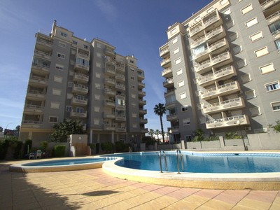 APARTAMENTO EN PUERTO PRÍNCIPE, 9 GUARDAMAR DEL SEGURA Vivir junto al mar. Invertir con criterio. | 195.000 €
